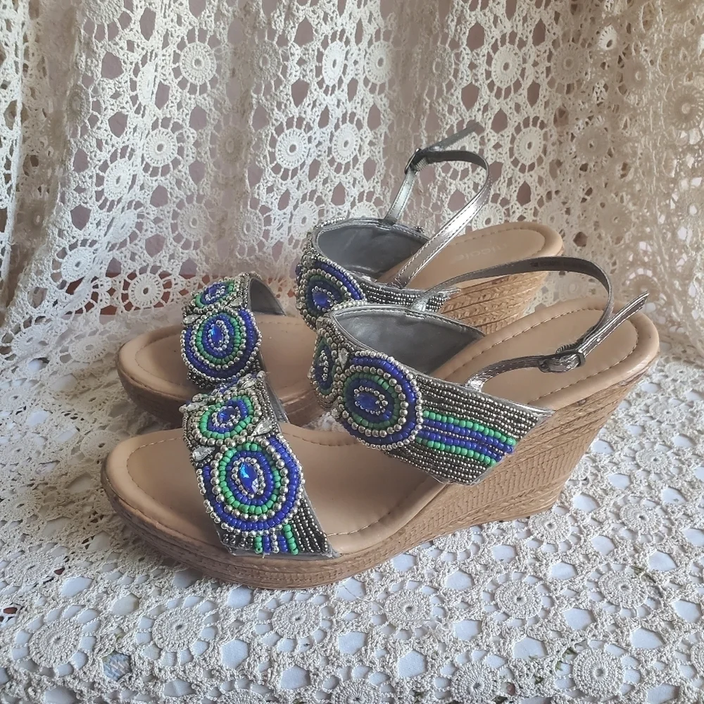 Nicole Platform